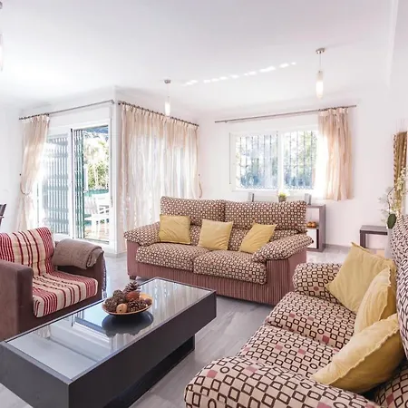 Stunning Home In Alhaurin El Grande With Wifi Holiday home *