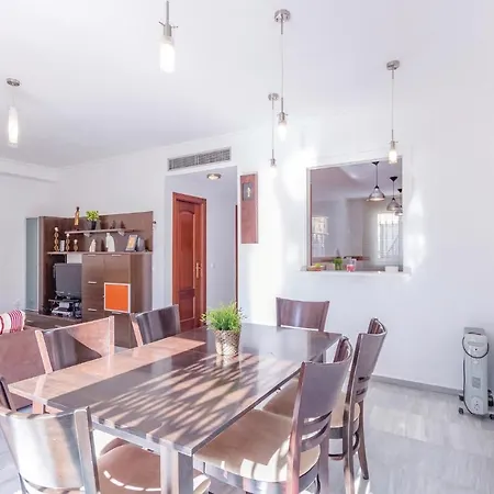 Stunning Home In Alhaurin El Grande With Wifi Holiday home *