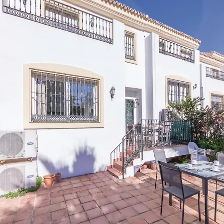 Stunning Home In Alhaurin El Grande With Wifi Holiday home *